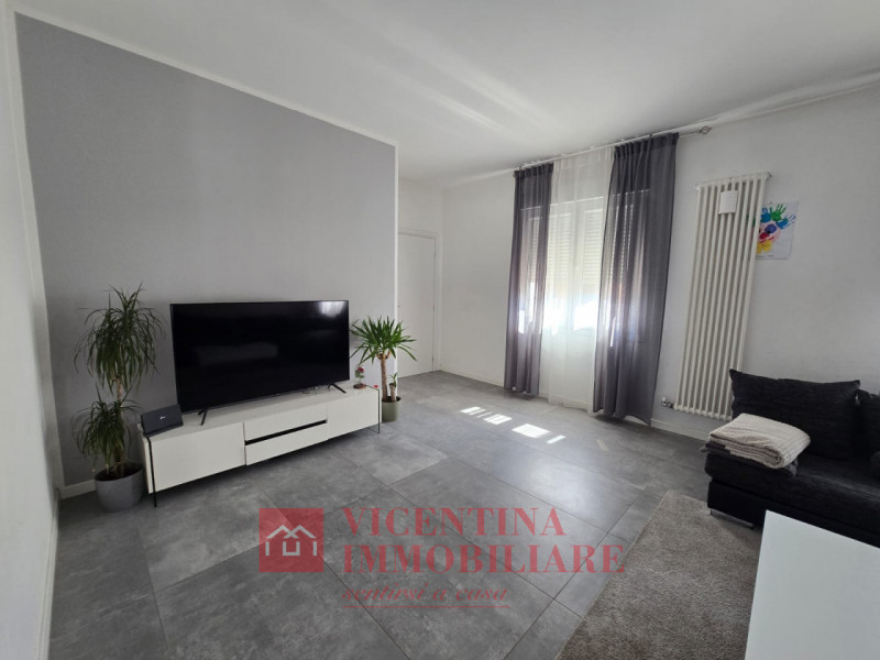 ZOVENCEDO - SAN GOTTARDO: proponiamo in vendita IN ESCLUSIVA, CASA SINGOLA situata sui Colli Beri...