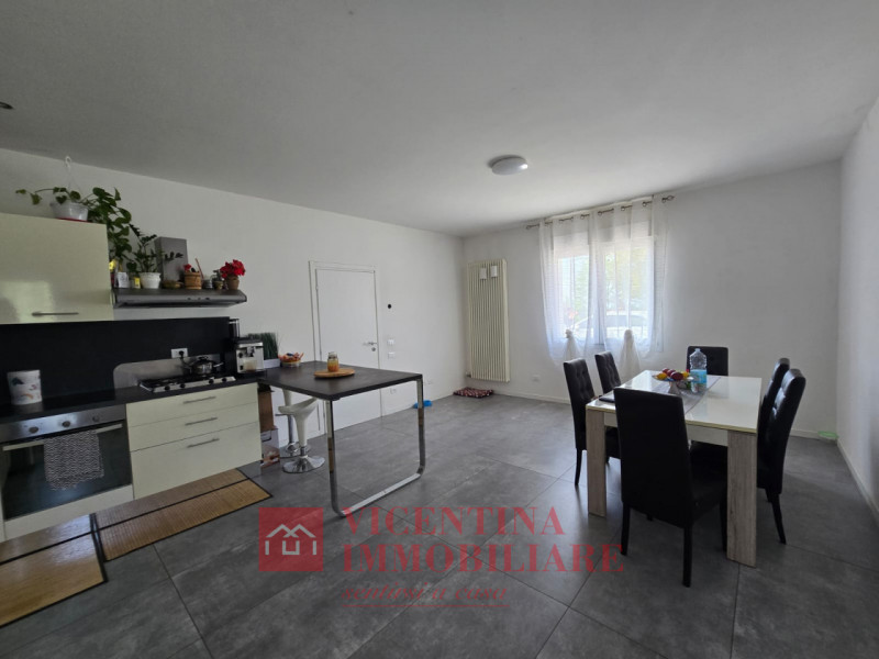 ZOVENCEDO - SAN GOTTARDO: proponiamo in vendita IN ESCLUSIVA, CASA SINGOLA situata sui Colli Beri...