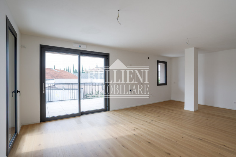 INTERNO VIALE TRENTO - Nel prestigioso residence Le Dimore di Monte Zovetto proponiamo in vendita...