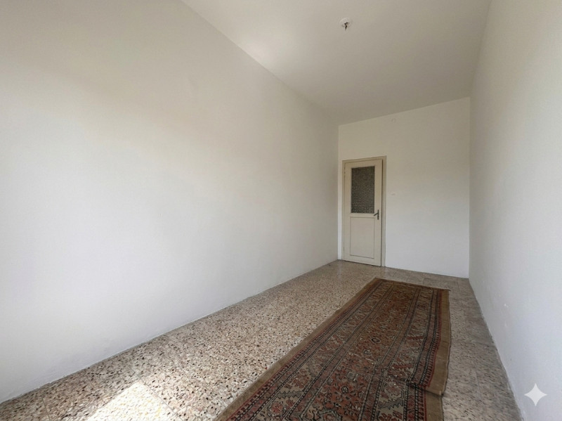 UBICAZIONE E CONTESTO

In zona centrale e strategica di Vicenza, nelle immediate vicinanze del Tr...