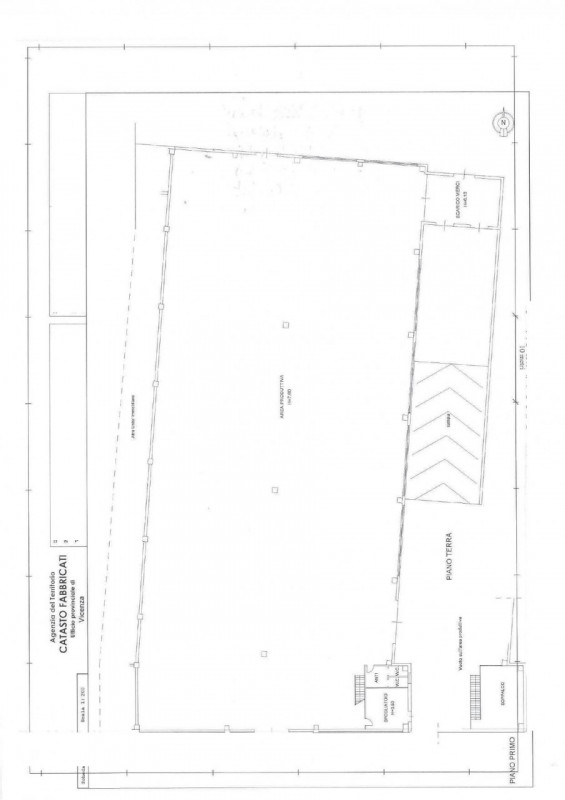 Vicenza Nord-Est: Capannone Industriale di 2.000 mq con Banchine di Carico

In posizione logistic...