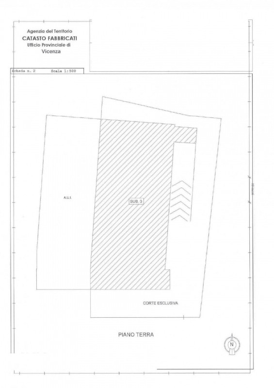 Vicenza Nord-Est: Capannone Industriale di 2.000 mq con Banchine di Carico

In posizione logistic...