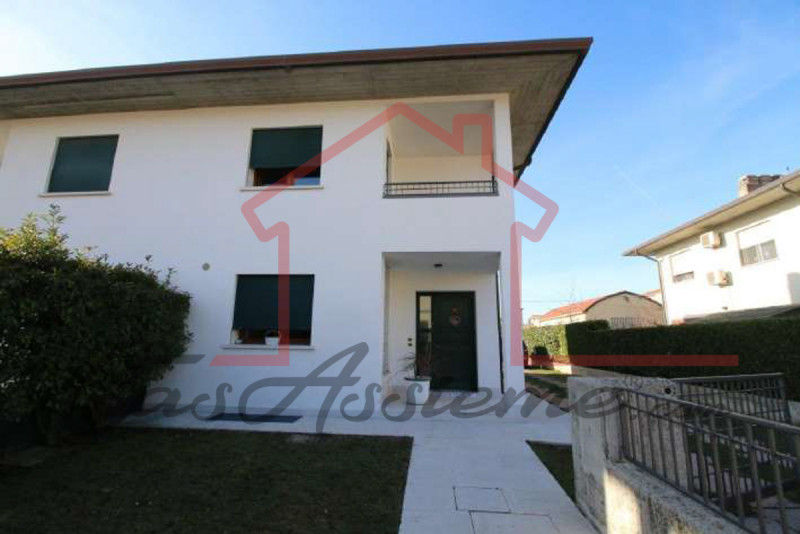 Rif. PE29921
La nostra Agenzia ha selezionato per Voi l'occasione del mese all'asta.

Proponiamo ...