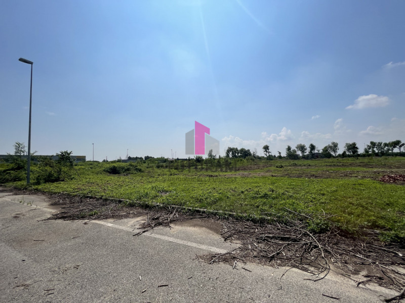 LIMENA - rif.705MIC - Per info 3473209826 - In zona di espansione industriale di Limena (ZAI Oves...