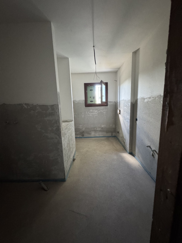 Proponiamo in vendita una splendida bifamiliare di ampia metratura nel cuore di Tarzo, immersa ne...