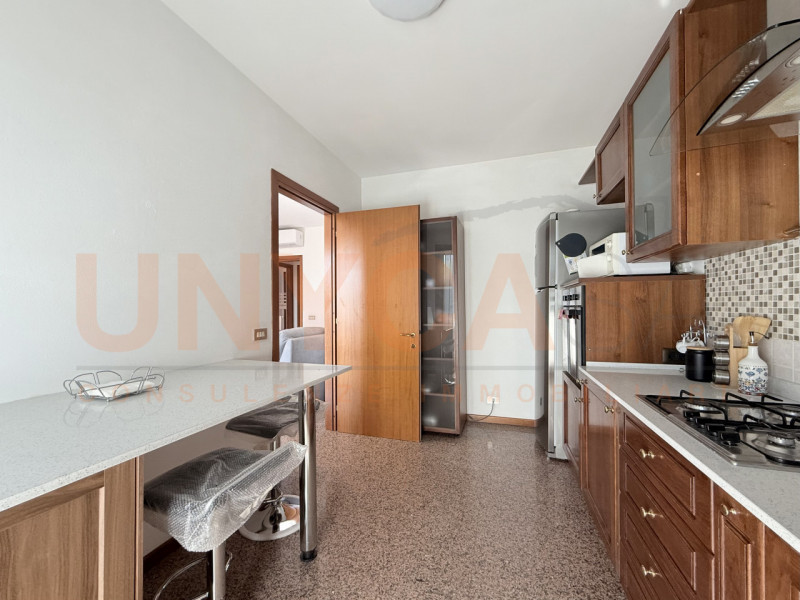 MESTRINO – In una tranquilla zona residenziale immersa nel verde, ma a pochi passi da tutti i pri...