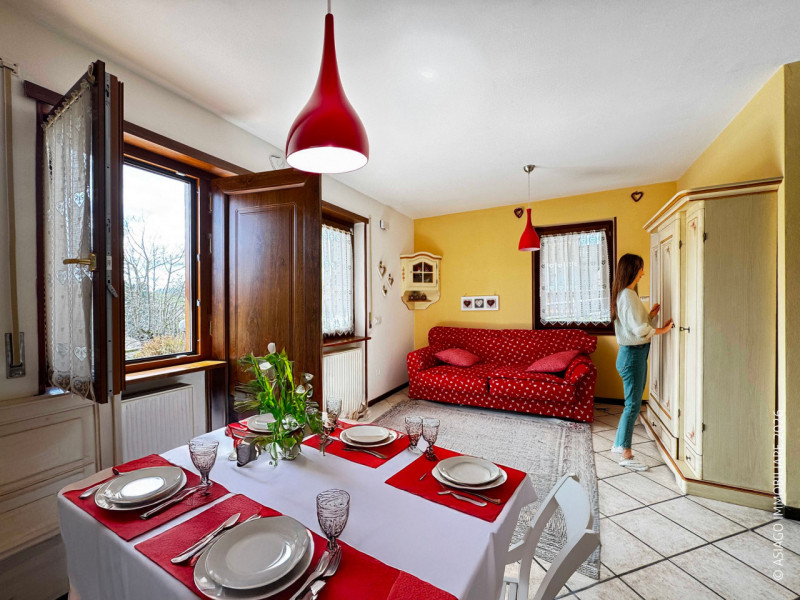 A GALLIO APPARTAMENTO BICAMERE AL PIANO TERRA IN PICCOLO RESIDENCE Asiago Immobiliare propone in ...