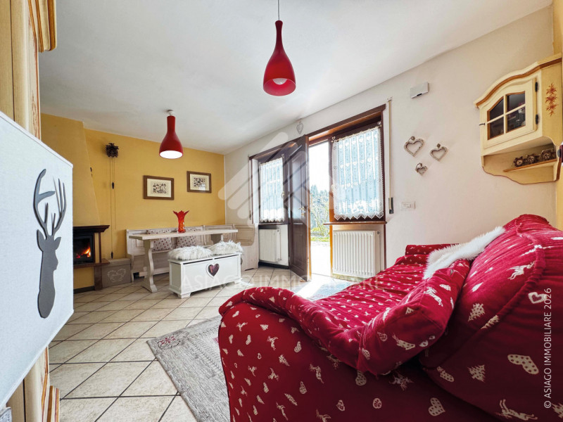 A GALLIO APPARTAMENTO BICAMERE AL PIANO TERRA IN PICCOLO RESIDENCE Asiago Immobiliare propone in ...
