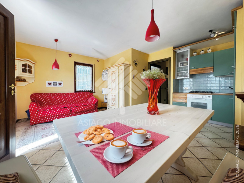 A GALLIO APPARTAMENTO BICAMERE AL PIANO TERRA IN PICCOLO RESIDENCE Asiago Immobiliare propone in ...