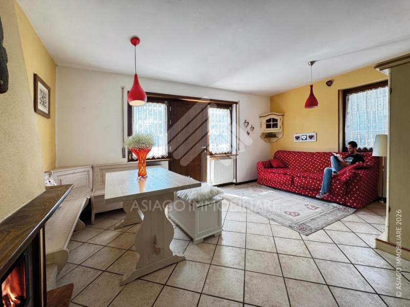 A GALLIO APPARTAMENTO BICAMERE AL PIANO TERRA IN PICCOLO RESIDENCE Asiago Immobiliare propone in ...