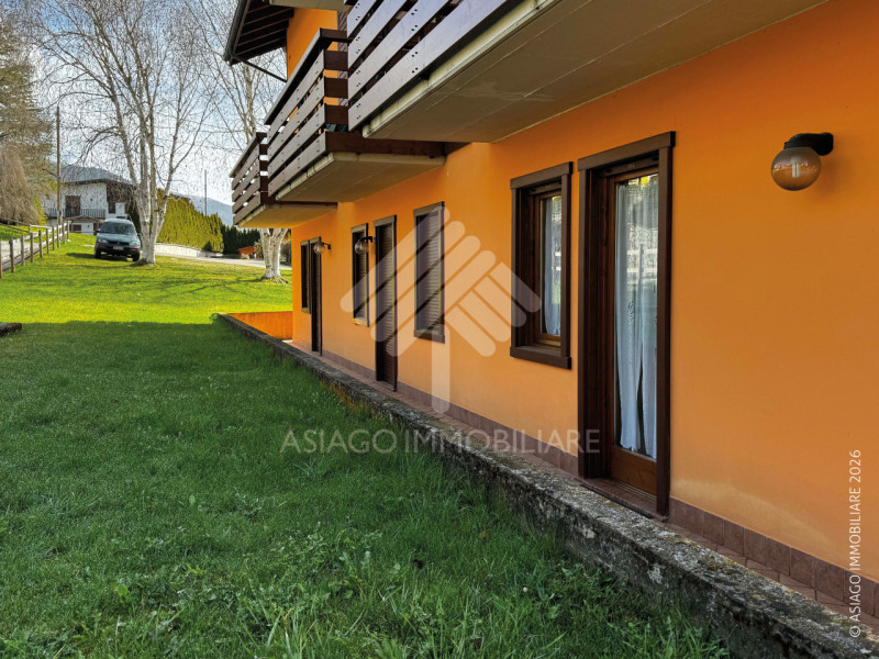 A GALLIO APPARTAMENTO BICAMERE AL PIANO TERRA IN PICCOLO RESIDENCE Asiago Immobiliare propone in ...