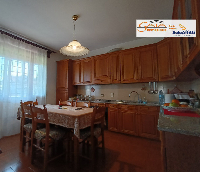 Proponiamo in vendita la nuda proprietà di una splendida casa singola terratetto situata nel cuor...