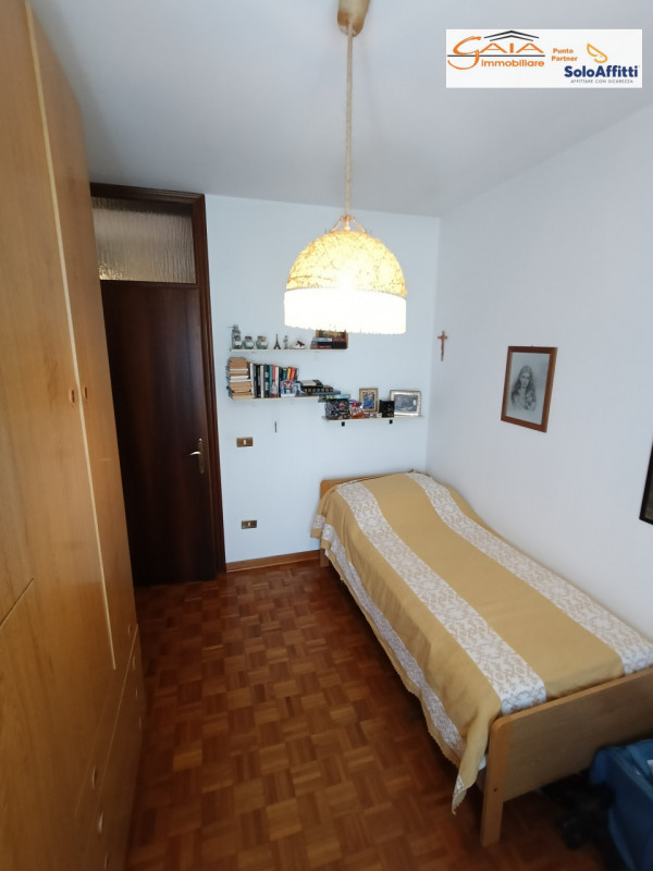 Proponiamo in vendita la nuda proprietà di una splendida casa singola terratetto situata nel cuor...