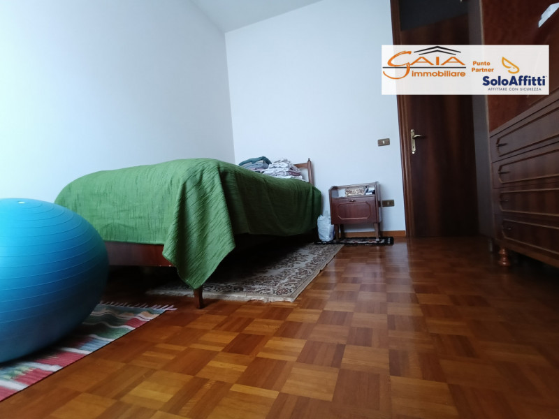 Proponiamo in vendita la nuda proprietà di una splendida casa singola terratetto situata nel cuor...