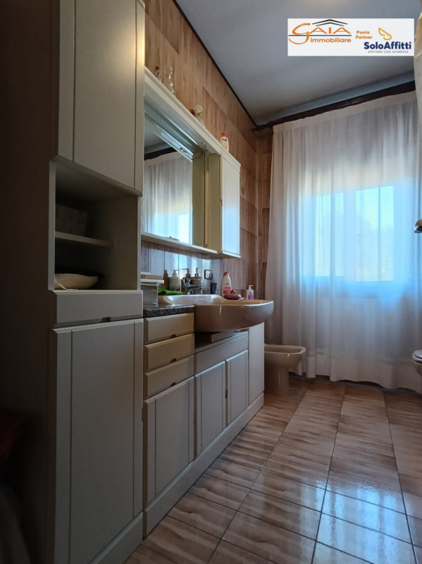 Proponiamo in vendita la nuda proprietà di una splendida casa singola terratetto situata nel cuor...