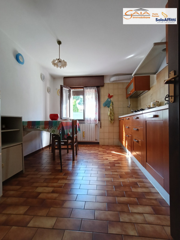 Proponiamo in vendita la nuda proprietà di una splendida casa singola terratetto situata nel cuor...