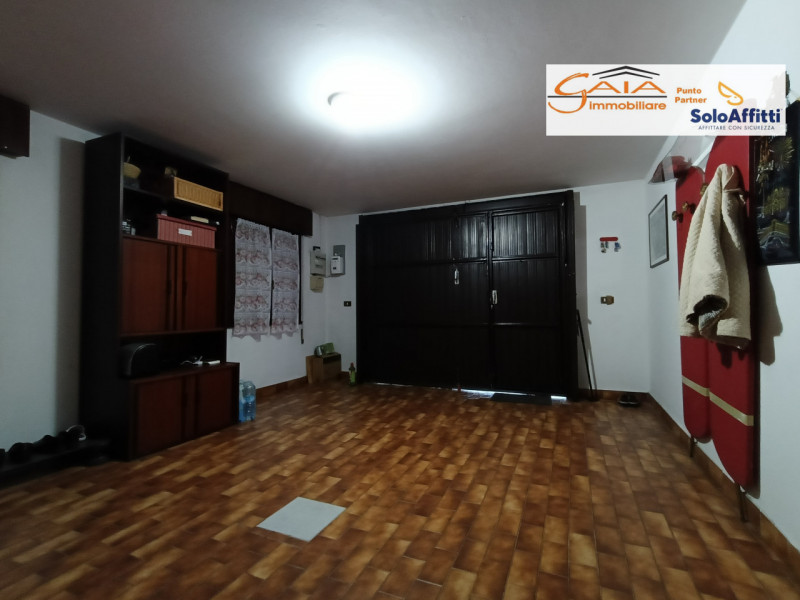 Proponiamo in vendita la nuda proprietà di una splendida casa singola terratetto situata nel cuor...