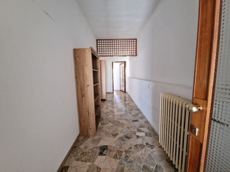 Nel centro di Mestrino, in una posizione strategica e comoda a tutti i principali servizi, propon...