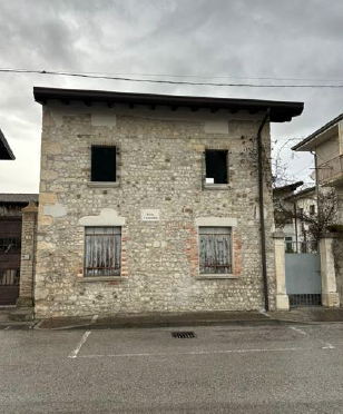 Rif. A.A.08-243

Vendita all'asta - deposito su due livelli in data 03 giugno 2026

Descrizione: ...