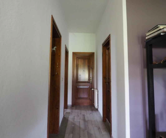 Rif. A.A.293-24

Vendita all'asta - bifamiliare su 2 livelli in data 04 giugno 2026

Descrizione:...