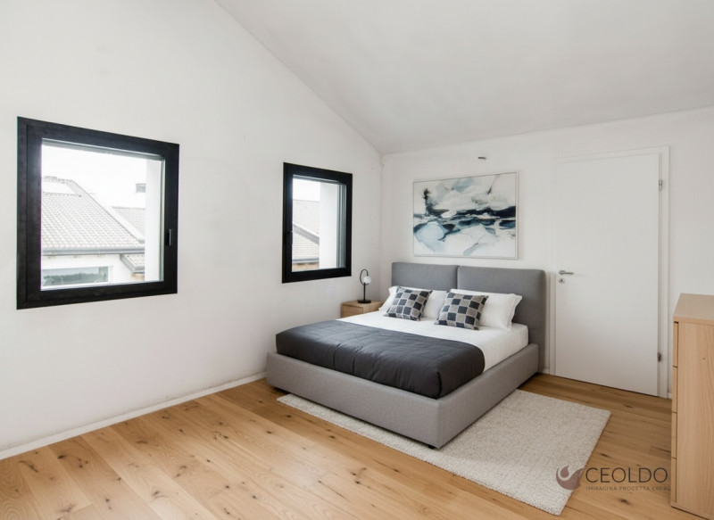 Vigonza-centro-: proponiamo una splendida porzione di bifamiliare situata nel rinomato contesto r...