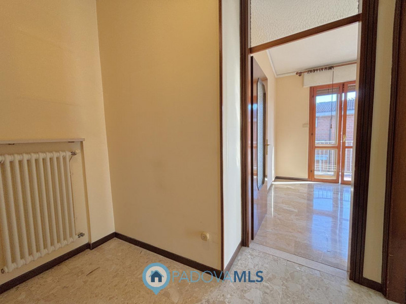 Immobile in esclusiva al Gruppo Padova MLS 

In contesto tranquillo e ben curato, proponiamo in v...