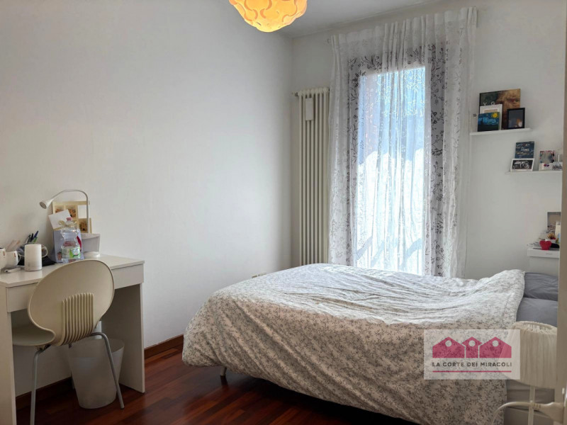 CREAZZO: PORZIONE DI CASA CON GIARDINO SU TRE LIVELLI, INGRESSO, CUCINA, SOGGIORNO, BAGNO OSPITI,...