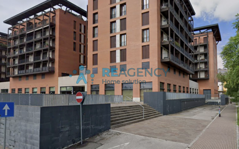 Ferrara – Zona Darsena City
Stai cercando uno spazio commerciale di 4.300 mq in una zona in piena...