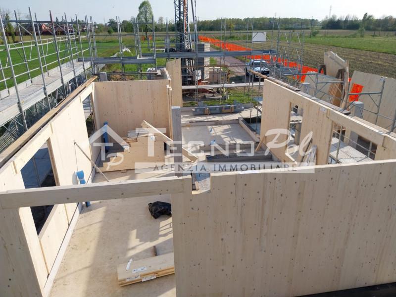 VIGONZA - Zona Pionca, in contesto periferico ideale per chi cerca la tranquillità ed il verde.

...