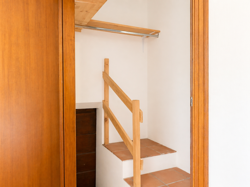 Nel cuore di Quinto Vicentino, in una tranquilla strada chiusa riservata ai soli residenti, propo...