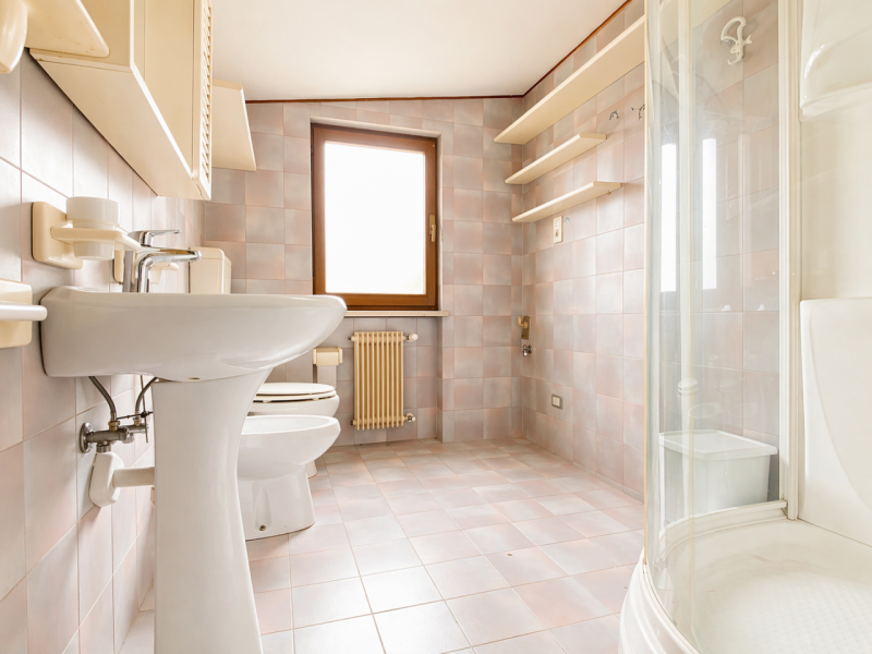 Nel cuore di Quinto Vicentino, in una tranquilla strada chiusa riservata ai soli residenti, propo...