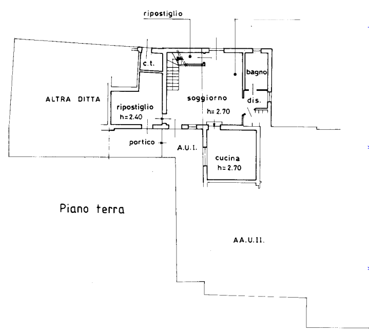 Nel cuore di Quinto Vicentino, in una tranquilla strada chiusa riservata ai soli residenti, propo...