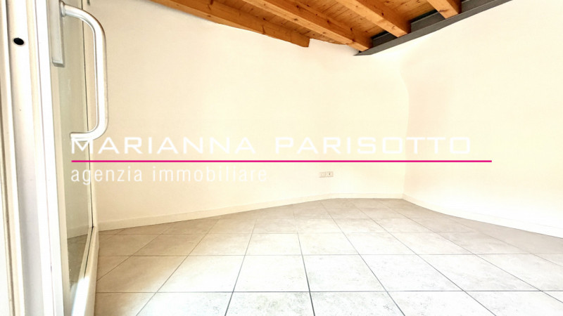 Ns. Esclusiva: il fascino del centro, il privilegio della riservatezza: il rifugio in Margnan a B...