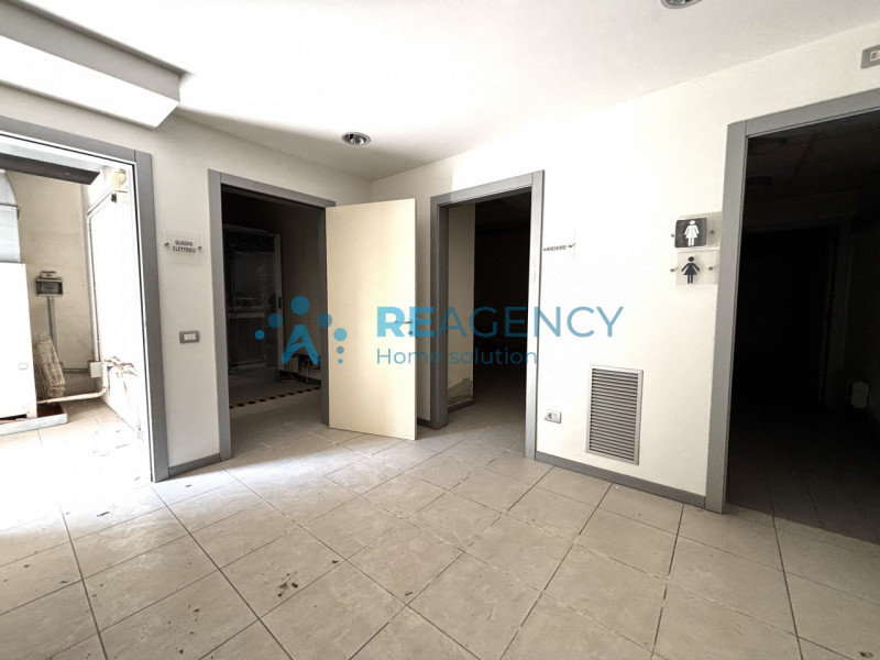 MONTAGNANA - IN CENTRO STORICO

Stai cercando un NUOVO NEGOZIO IN LOCAZIONE per la tua attività i...