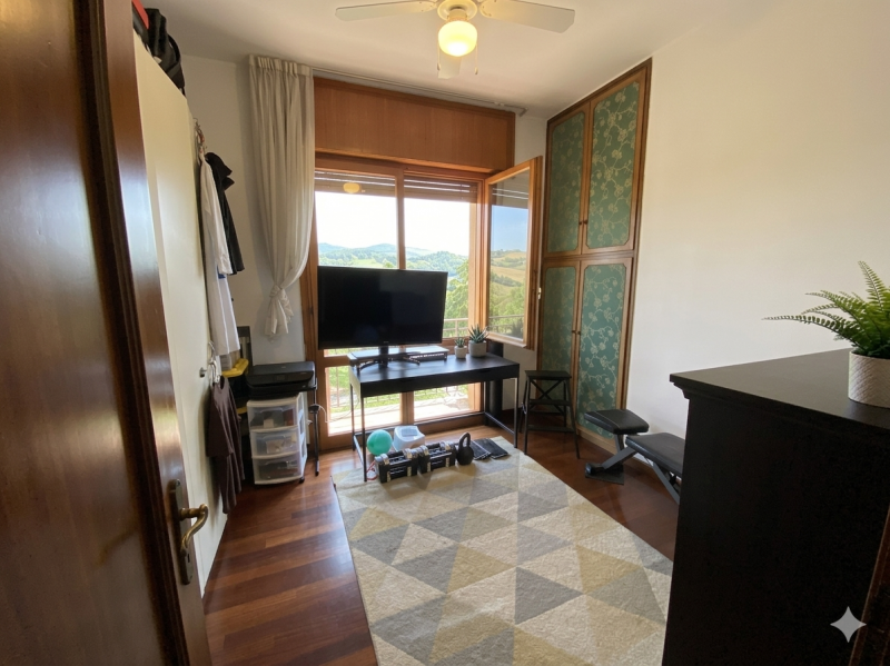 Ampio appartamento signorile in posizione strategica: a due passi da Corso Palladio e vicinissimo...