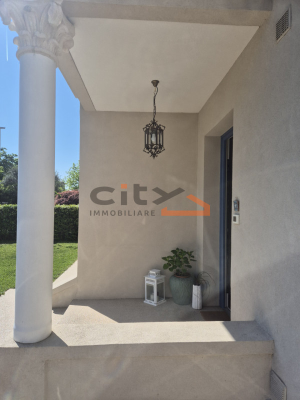 Bassano del Grappa - in posizione comoda ai principali servizi e a pochi minuti dal centro, propo...