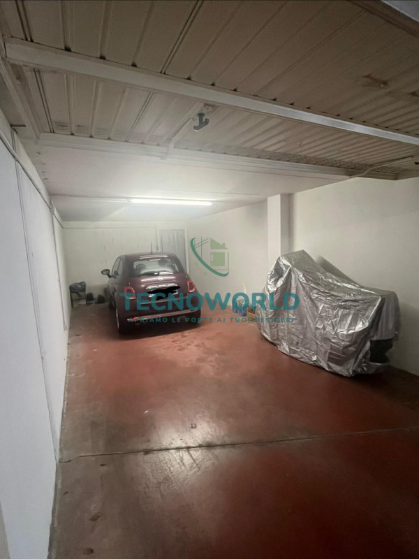 Proponiamo in vendita un accogliente appartamento trilocale di circa 75 mq situato nel cuore  di ...