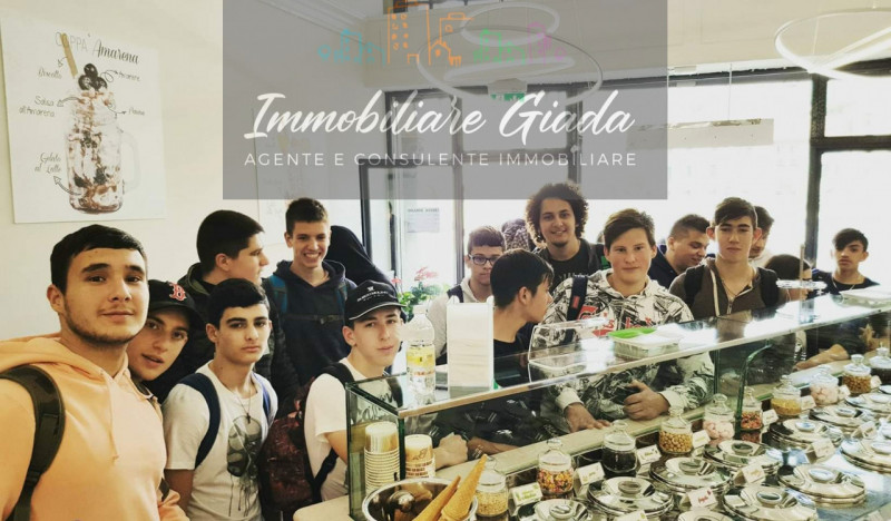 L'immobiliare Giada vi proponi in esclusiva questa bellissima attività commerciale.

Nel cuore de...