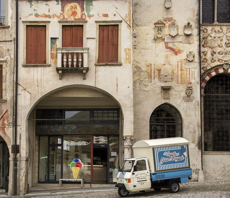 L'immobiliare Giada vi proponi in esclusiva questa bellissima attività commerciale.

Nel cuore de...