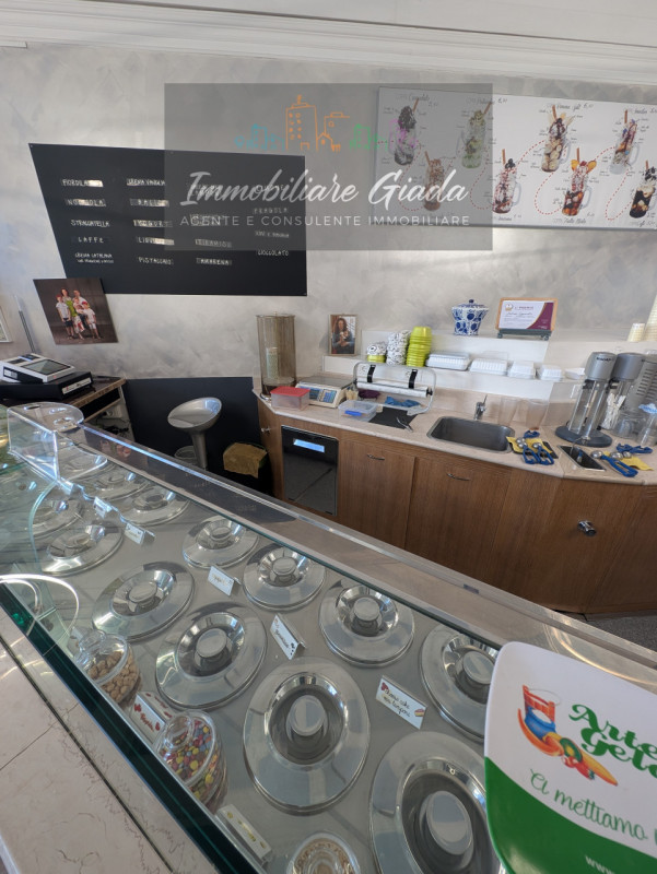 L'immobiliare Giada vi proponi in esclusiva questa bellissima attività commerciale.

Nel cuore de...