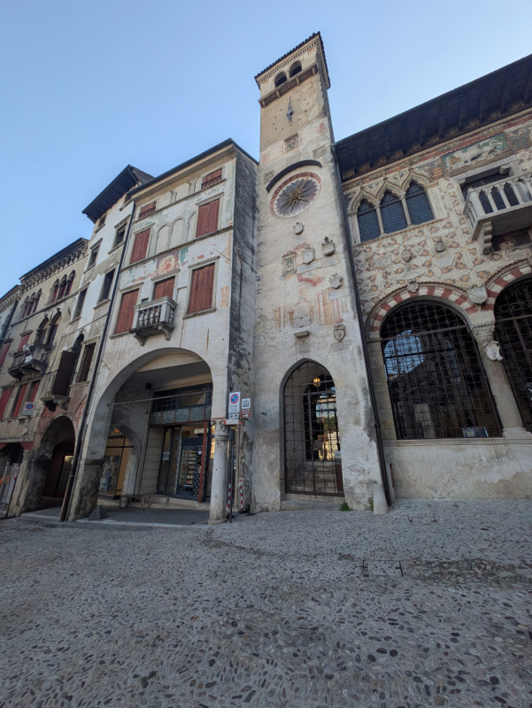 L'immobiliare Giada vi proponi in esclusiva questa bellissima attività commerciale.

Nel cuore de...