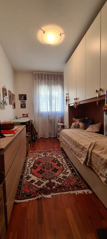 Proponiamo in vendita un introvabile appartamento duplex situato nel servitissimo quartiere di Po...