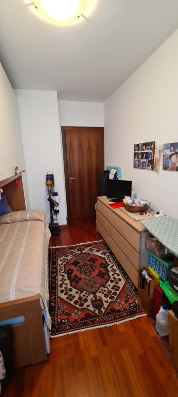 Proponiamo in vendita un introvabile appartamento duplex situato nel servitissimo quartiere di Po...