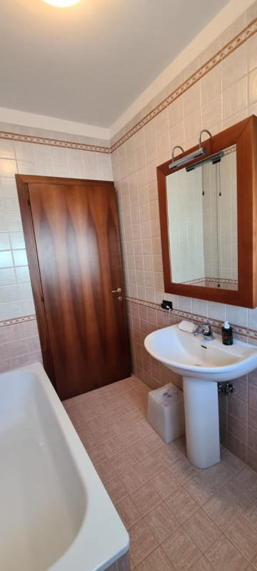 Proponiamo in vendita un introvabile appartamento duplex situato nel servitissimo quartiere di Po...