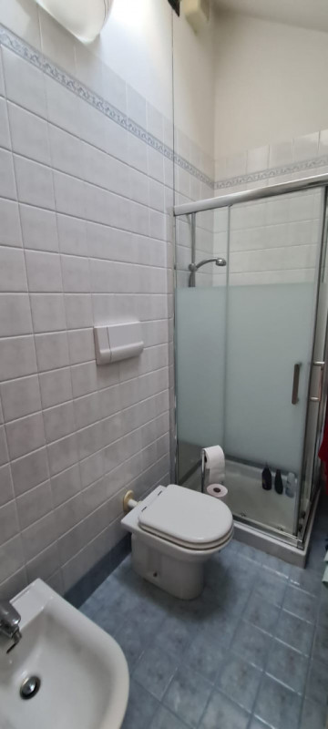 Proponiamo in vendita un introvabile appartamento duplex situato nel servitissimo quartiere di Po...