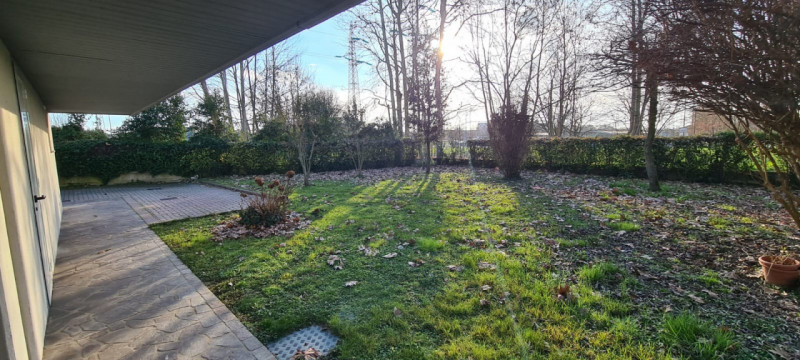 Proponiamo in vendita un introvabile appartamento duplex situato nel servitissimo quartiere di Po...