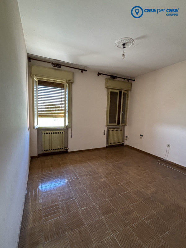 APPROVATO GRUPPO CASA PER CASA: VALUTATO, CONTROLLATO, GESTITO IN ESCLUSIVA!

ZONA:
L’immobile è ...