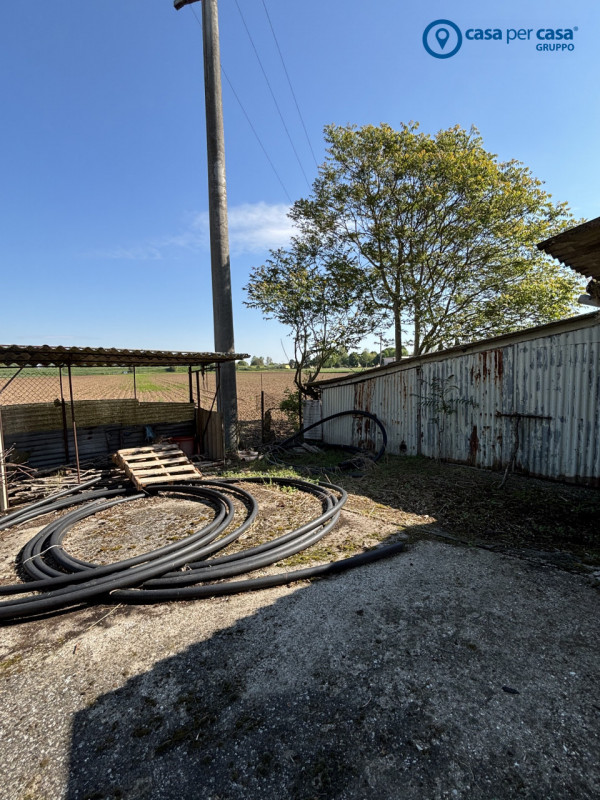 APPROVATO GRUPPO CASA PER CASA: VALUTATO, CONTROLLATO, GESTITO IN ESCLUSIVA!

ZONA:
L’immobile è ...