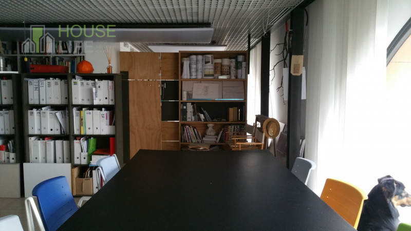 THIENE: VENDESI IMMOBILE A REDDITO con attività ben avviata. EURO 163.000 Per informazioni 0445.5...