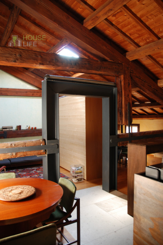 THIENE: VENDESI IMMOBILE A REDDITO con attività ben avviata. EURO 163.000 Per informazioni 0445.5...